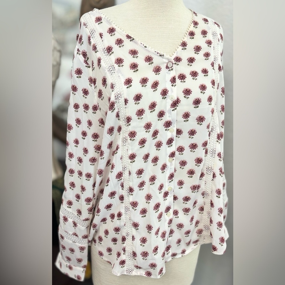 LOFT Floral V-Neck Top Crochet Trim Boho Cottagecore Lightweight Women's Size L